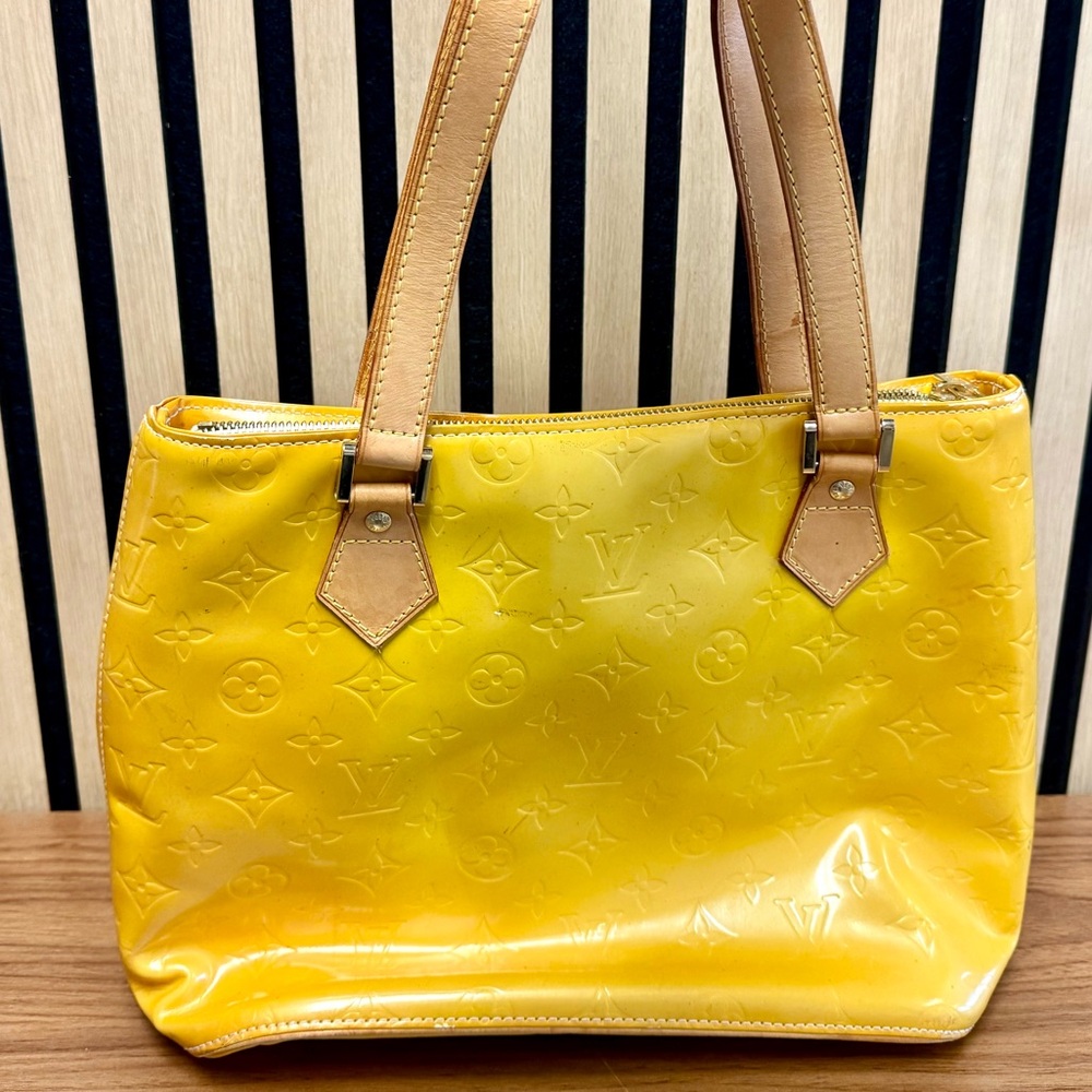 1/59 wins the Chanel! $25 Off $75 Order! Must be used in that show! READ RULES! - Picture 13 of 16